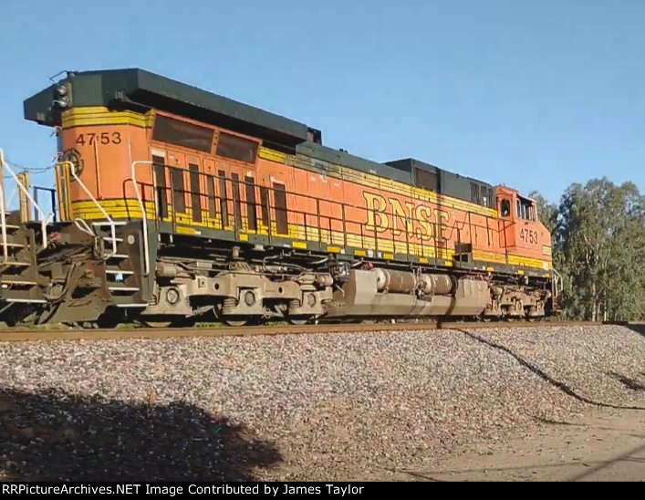 BNSF 4753